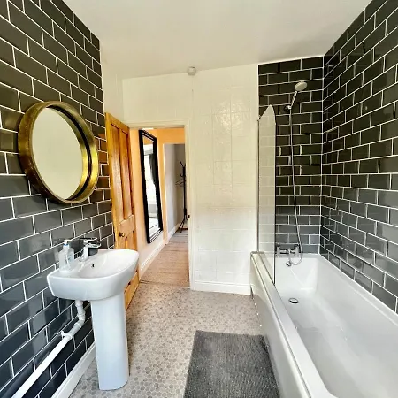 14 Union Road Villa Lincoln Exterior photo