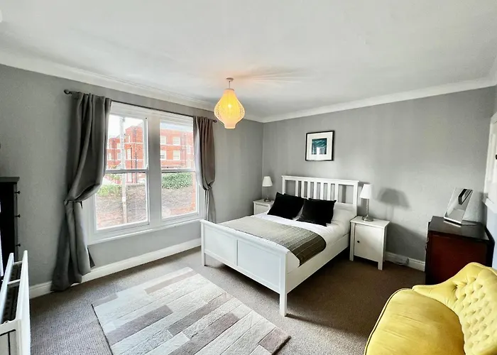 14 Union Road